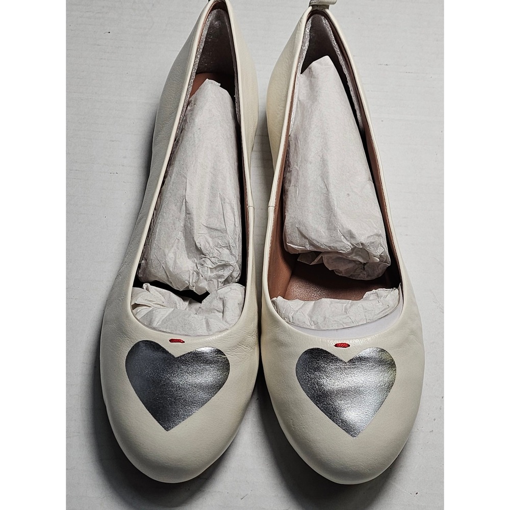 ED Ellen‎ DeGeneres Lyssa Ballet Flats Milk White Silver Heart Leather 9.5W New